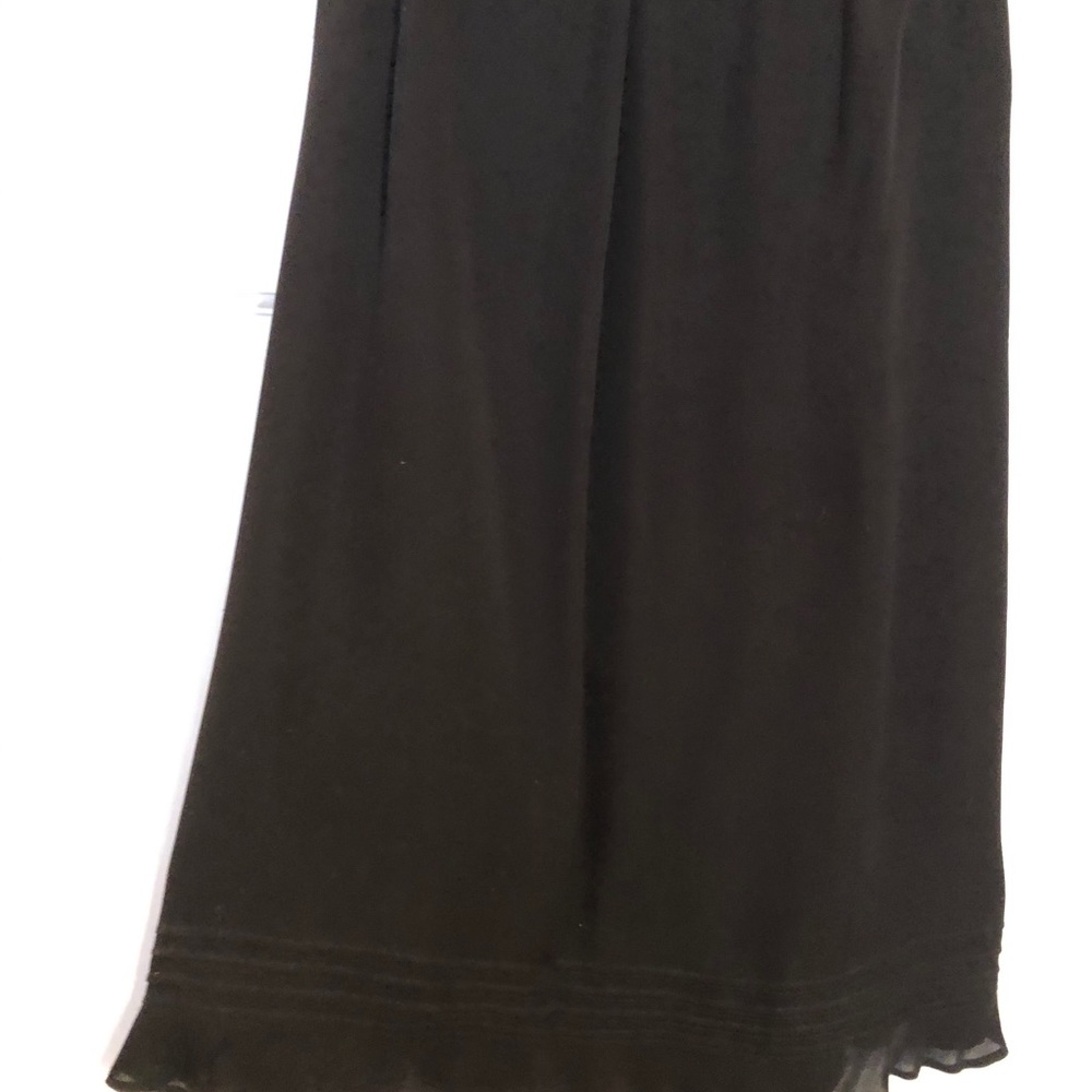 Black skirt